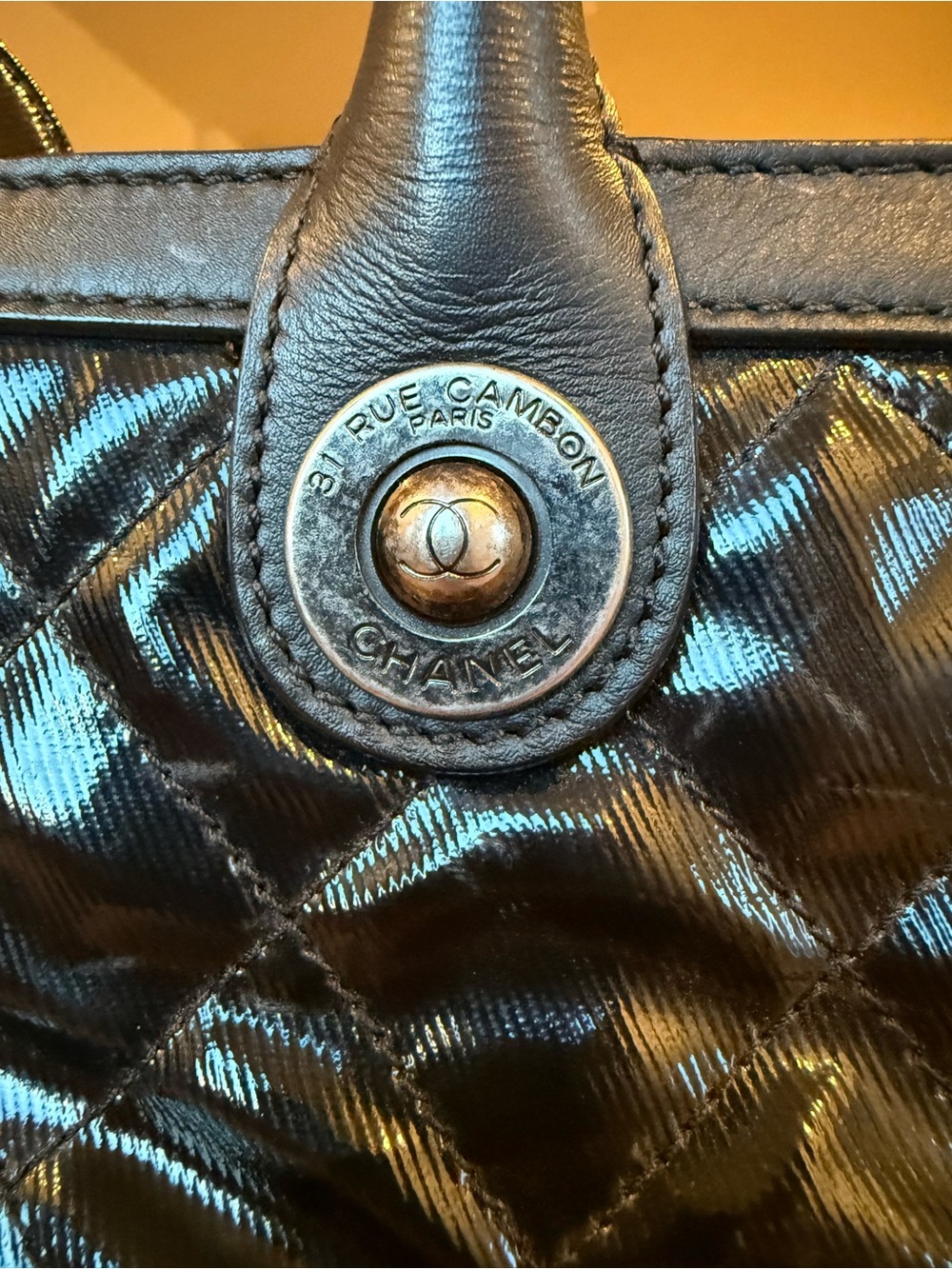 Authentic - Chanel small Cambon black quilted tote bag - Picture 8 of 15